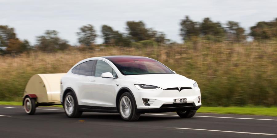  Tesla Model X 75D 2017 года  (AU) (фото 14 из 17)